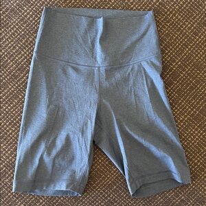 Everlane Perform Bike Short, size medium